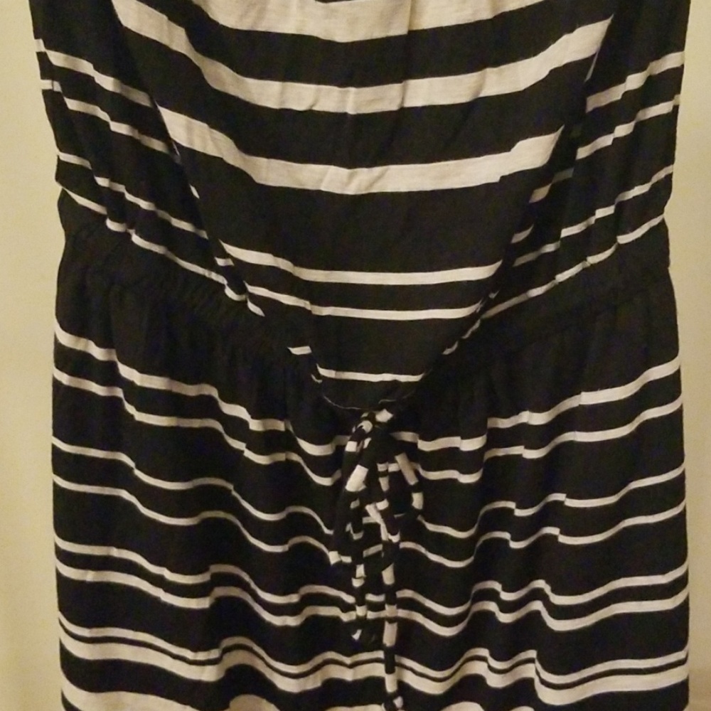 Dress - Picture 4 of 8